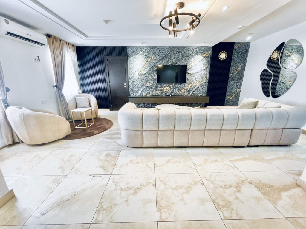 Apartment Six